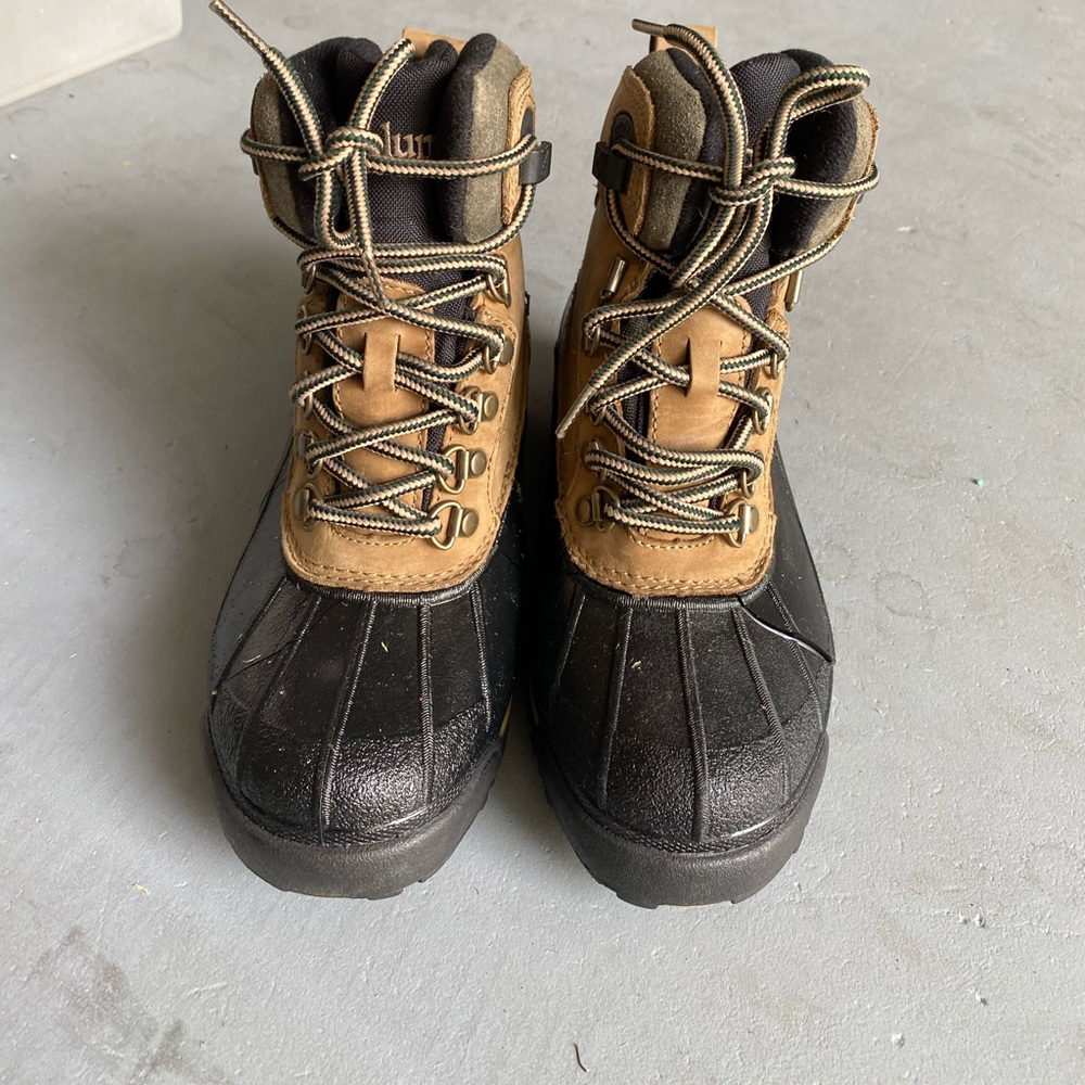 Columbia outdoor boots
